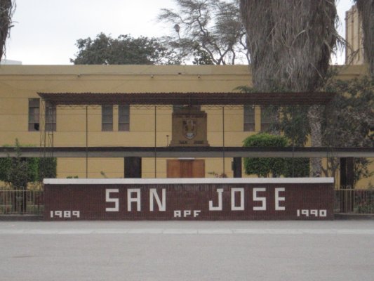 Patio y estrado antiguo San José 1989-1990